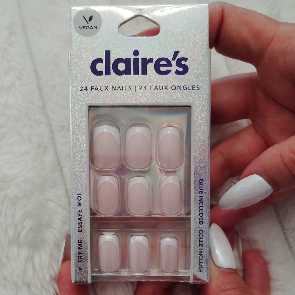 Claire's Iridescent Faux Nails Set